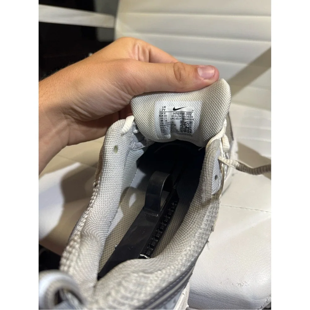 Nike Vomero 5 Zoom Air Grey Mesh Running Sneakers
